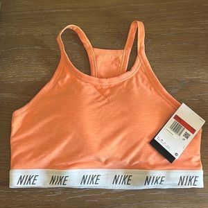 Nike medium support sports bra